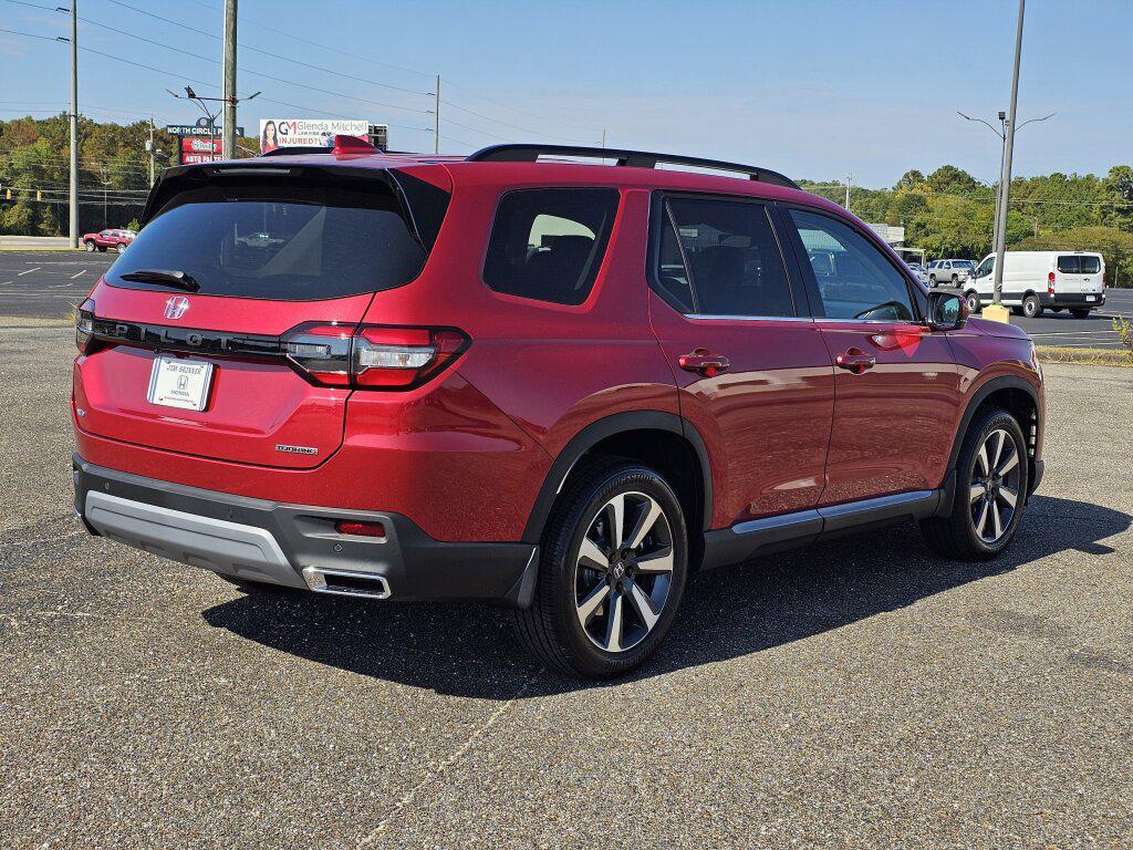 new 2025 Honda Pilot car, priced at $52,447