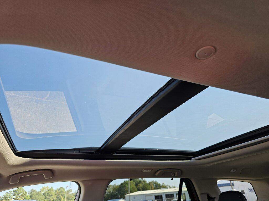 new 2025 Honda Pilot car, priced at $52,447