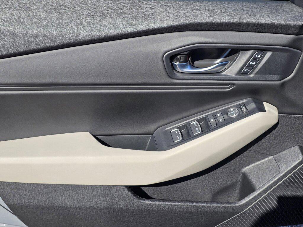 new 2025 Honda Accord Hybrid car, priced at $37,188