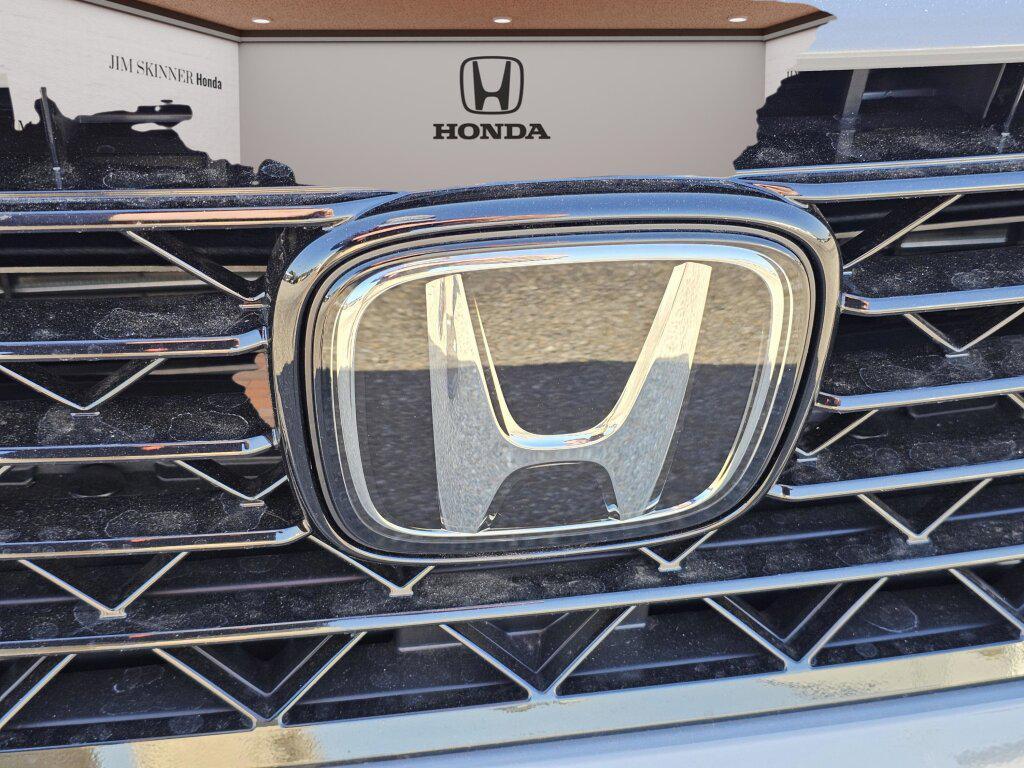 new 2025 Honda Accord Hybrid car, priced at $37,188