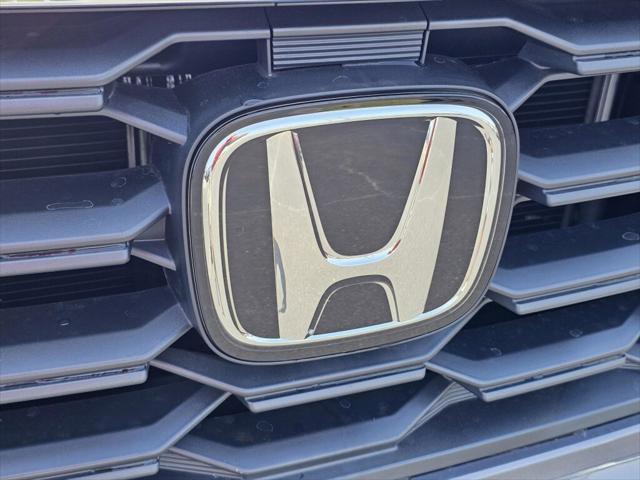 new 2025 Honda Pilot car, priced at $45,548