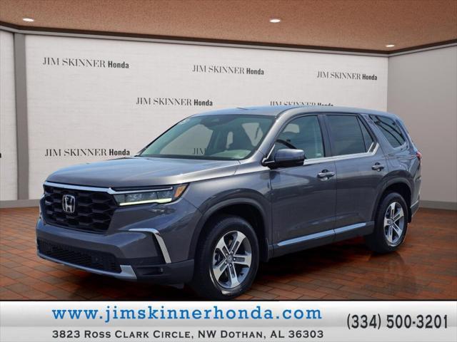 new 2025 Honda Pilot car, priced at $45,548