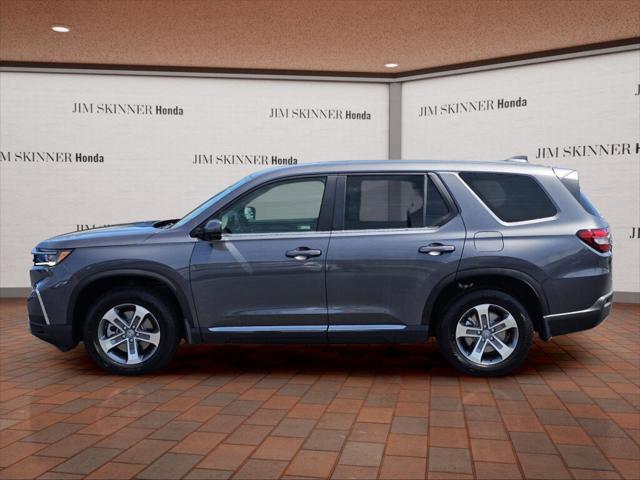new 2025 Honda Pilot car, priced at $45,548
