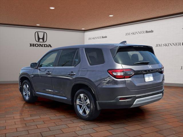 new 2025 Honda Pilot car, priced at $45,548