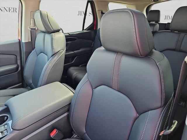 new 2025 Honda Pilot car, priced at $52,402