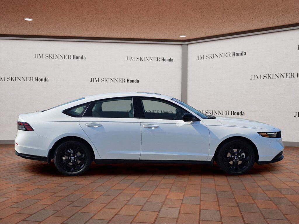 new 2025 Honda Accord car, priced at $32,763