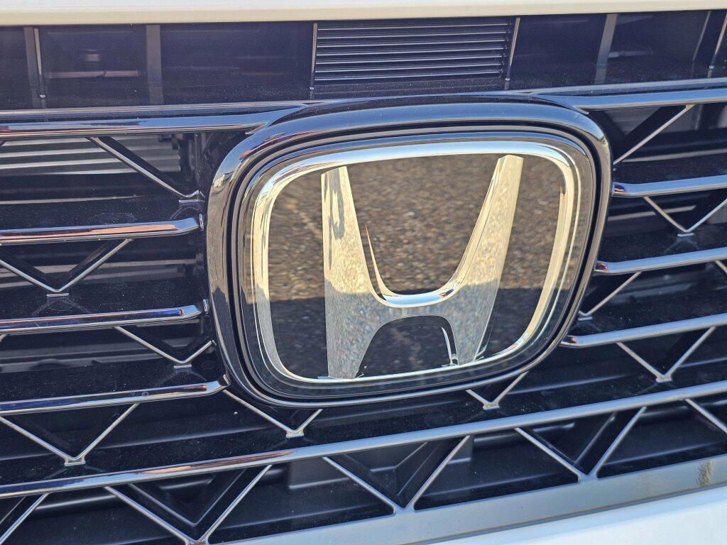new 2025 Honda Accord car, priced at $32,763