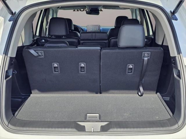 new 2025 Honda Pilot car, priced at $48,103