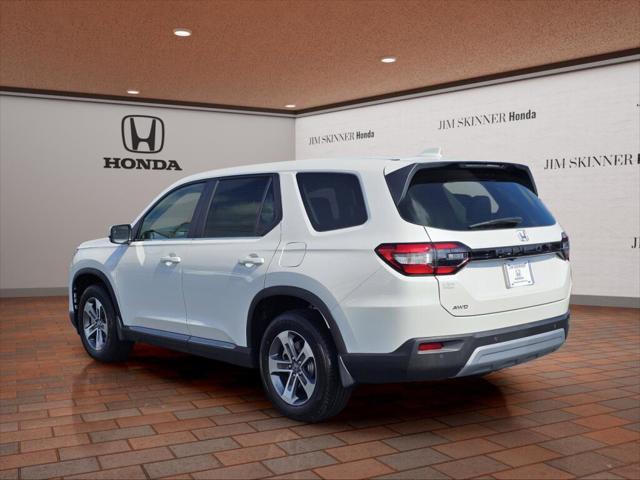 new 2025 Honda Pilot car, priced at $48,103