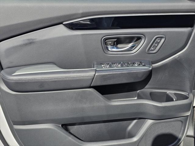new 2025 Honda Pilot car, priced at $48,103