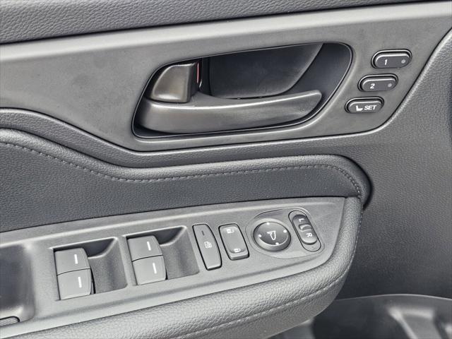 new 2025 Honda Odyssey car, priced at $44,723