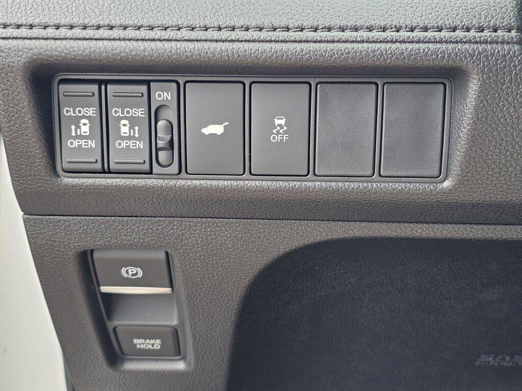 new 2025 Honda Odyssey car, priced at $44,723