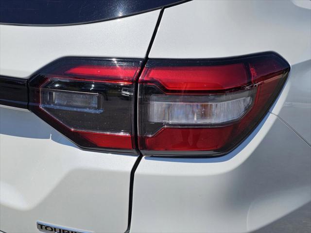 new 2025 Honda Pilot car, priced at $52,202