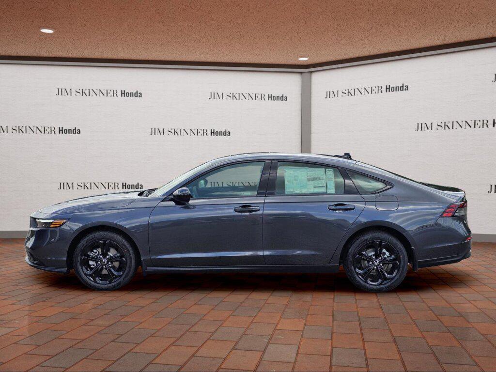 new 2025 Honda Accord car, priced at $32,308