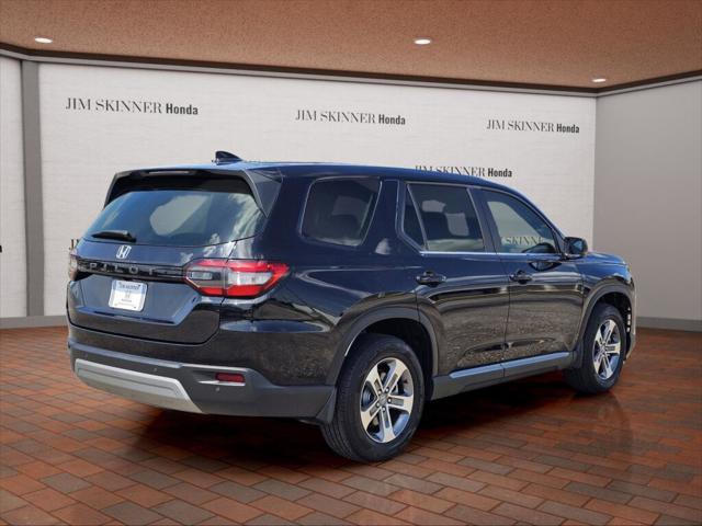 used 2023 Honda Pilot car, priced at $38,990