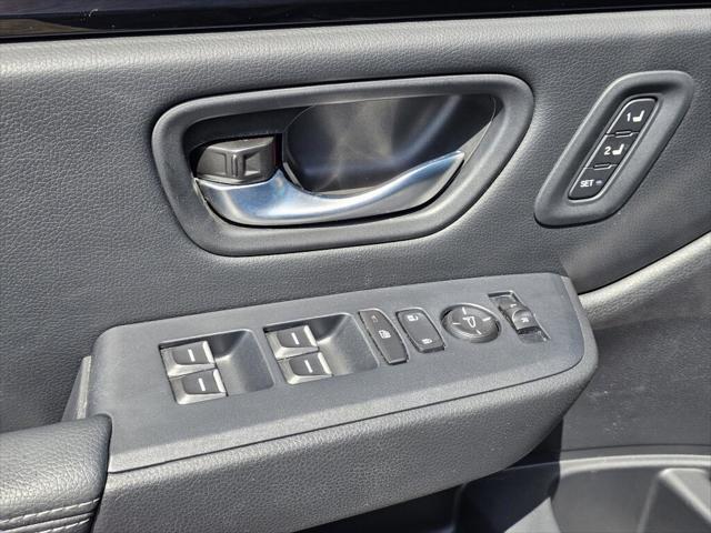 used 2023 Honda Pilot car, priced at $38,990