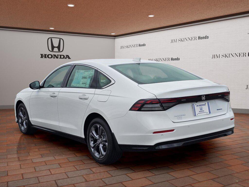 new 2025 Honda Accord Hybrid car, priced at $37,188
