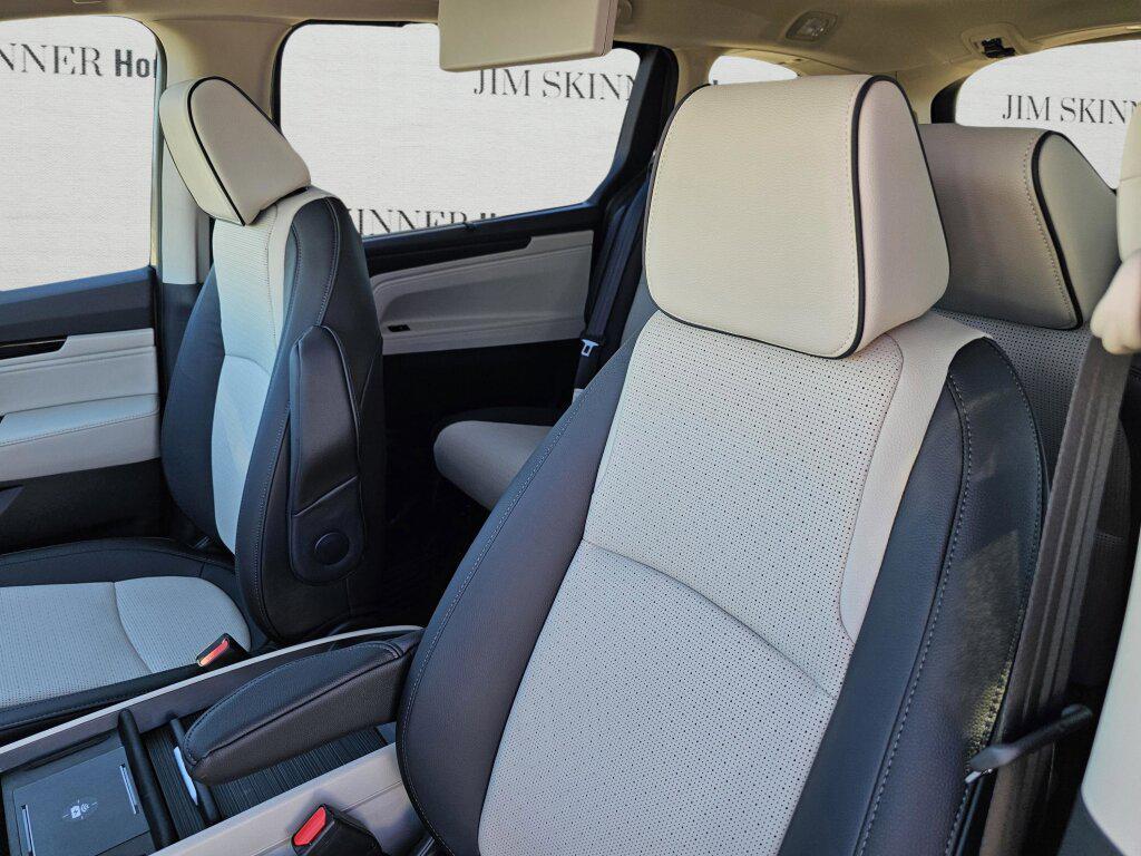 new 2026 Honda Odyssey car, priced at $54,087