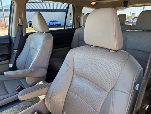 used 2016 Honda Pilot car, priced at $22,990