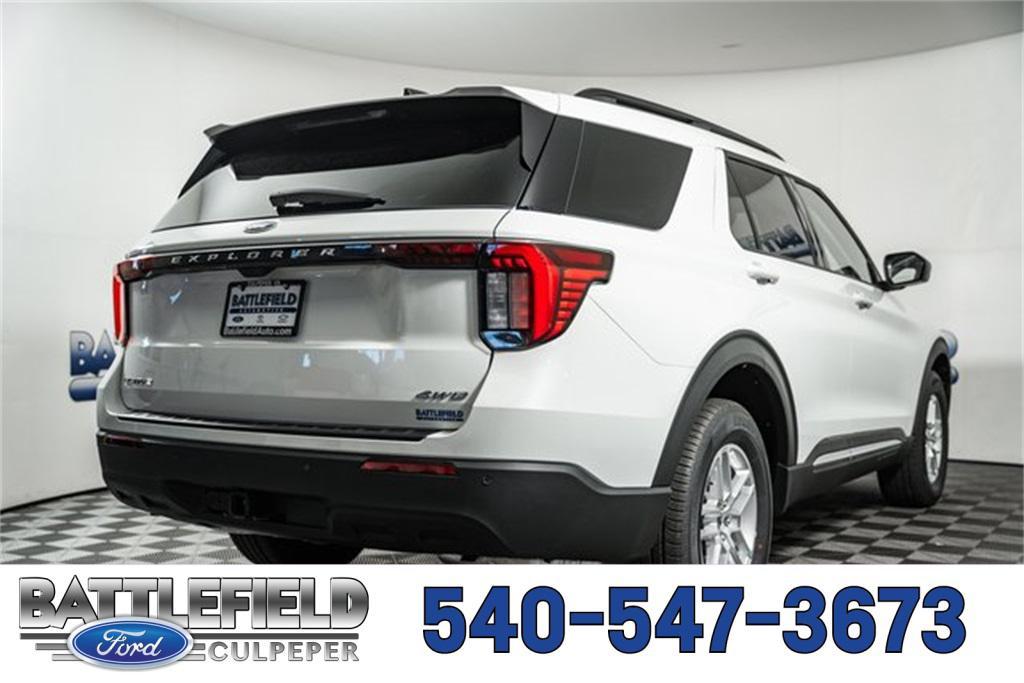 new 2025 Ford Explorer car, priced at $40,500