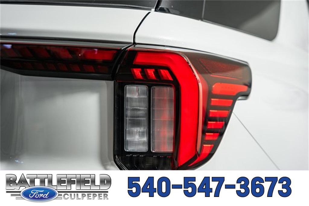 new 2025 Ford Explorer car, priced at $40,500