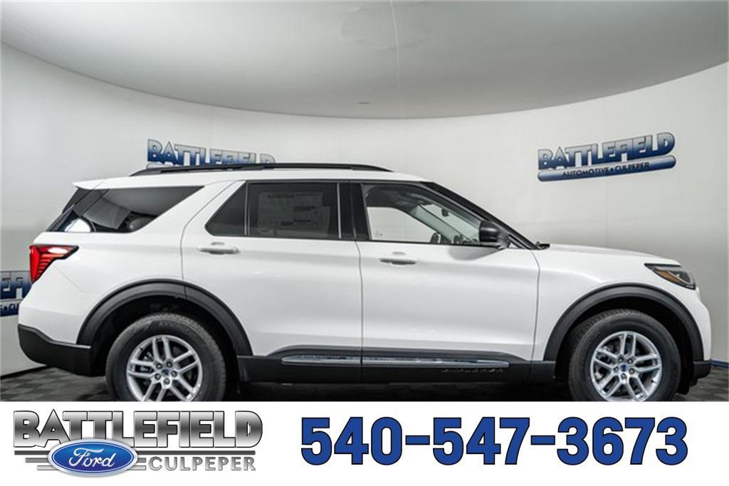 new 2025 Ford Explorer car, priced at $40,500
