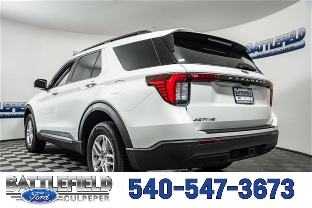 new 2025 Ford Explorer car, priced at $40,500