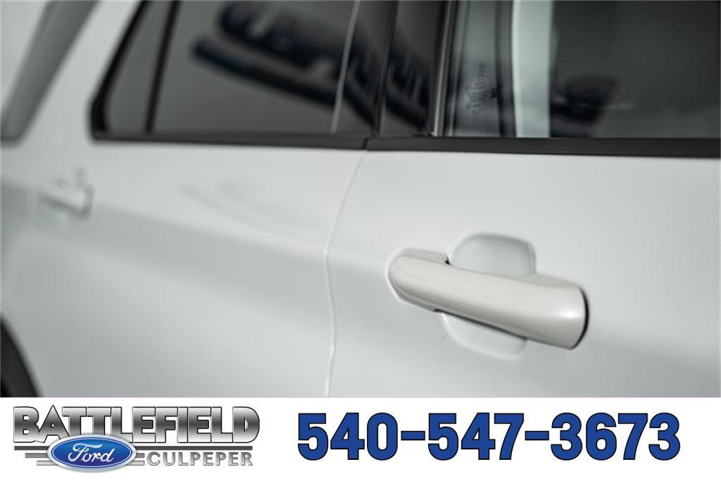 new 2025 Ford Explorer car, priced at $40,500