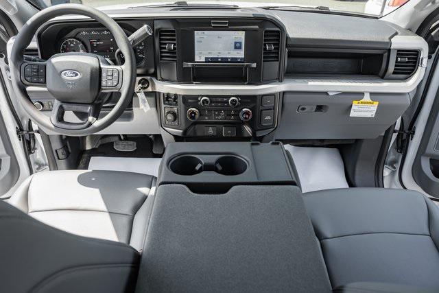 new 2025 Ford F-250 car, priced at $53,499