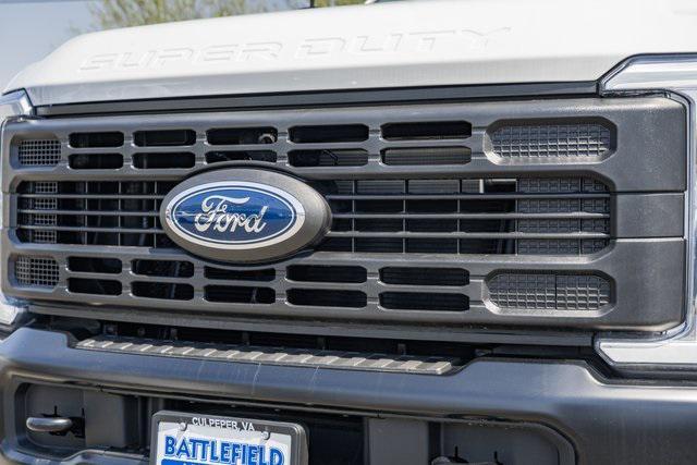 new 2025 Ford F-250 car, priced at $53,499