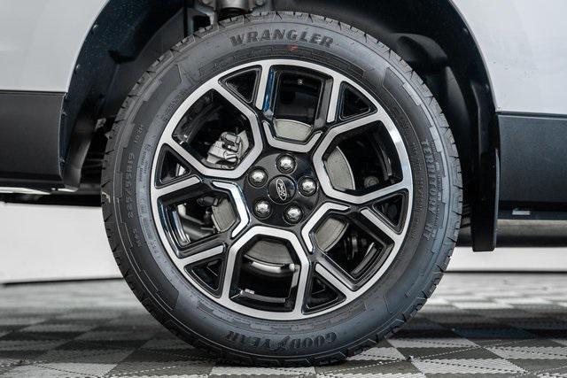 new 2025 Ford Maverick car, priced at $35,299