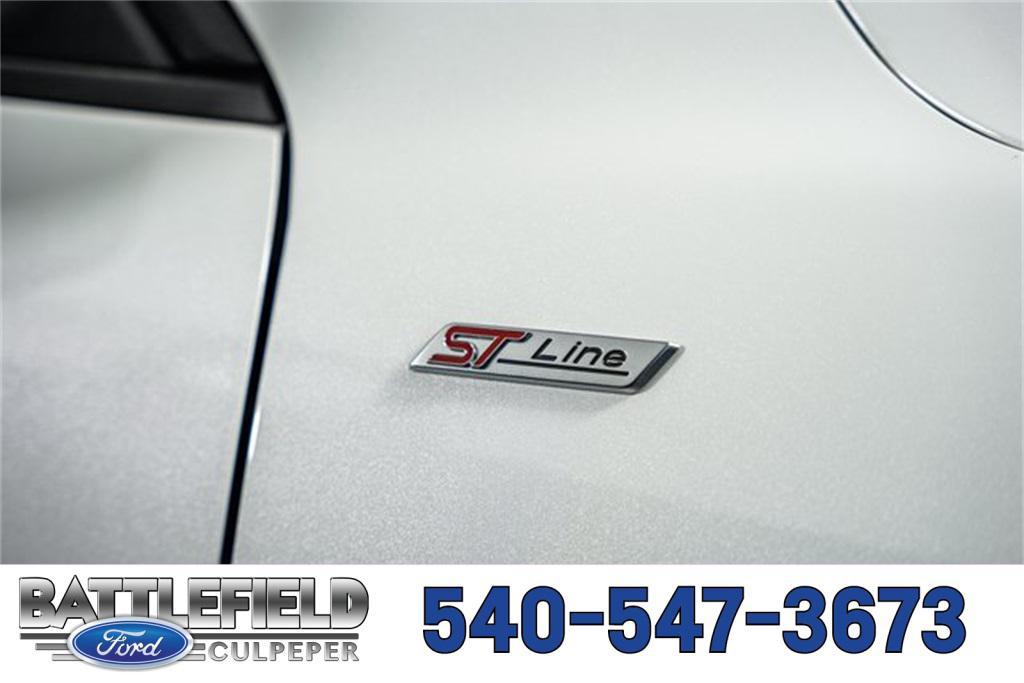 new 2025 Ford Escape car, priced at $29,500