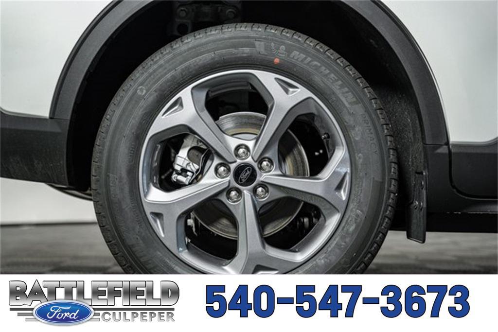 new 2025 Ford Escape car, priced at $29,500