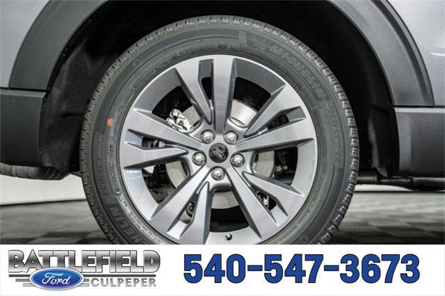new 2025 Ford Explorer car, priced at $45,500