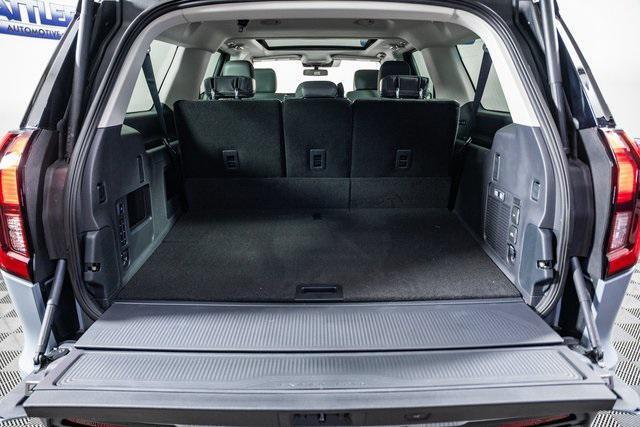 new 2025 Ford Expedition Max car, priced at $76,155