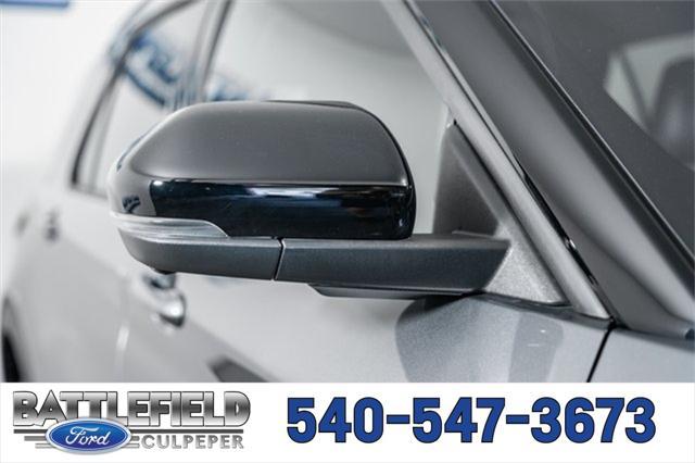 new 2025 Ford Explorer car, priced at $43,550
