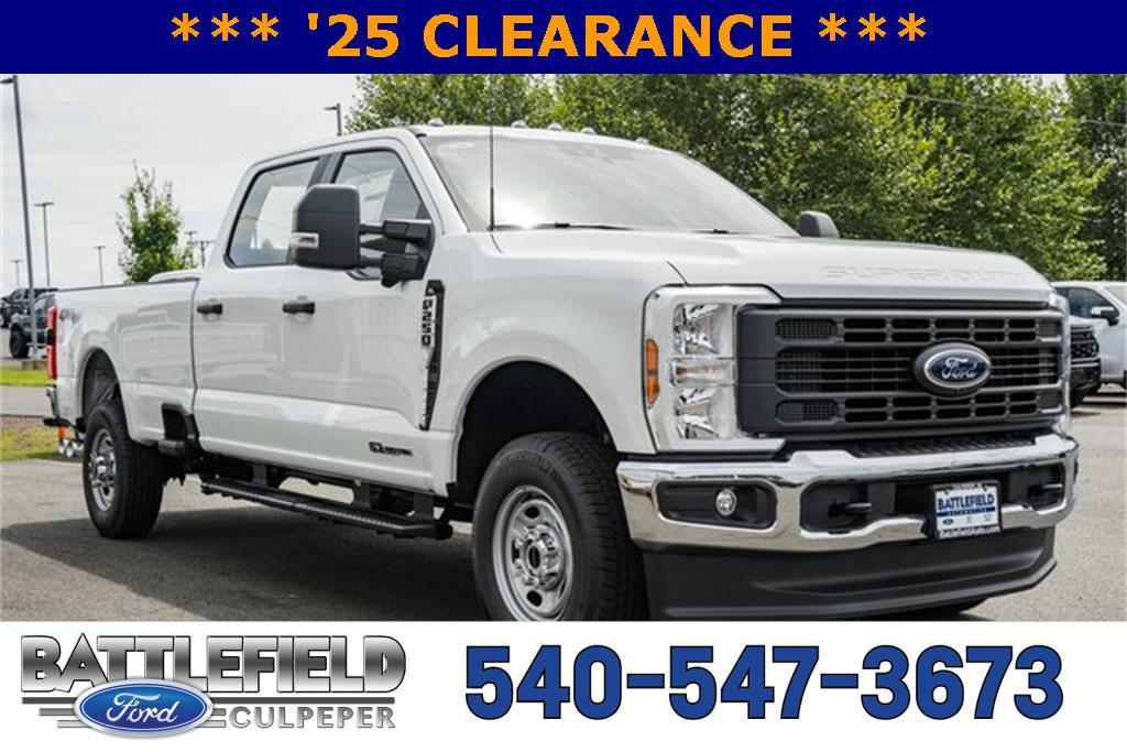new 2025 Ford F-250 car, priced at $61,000