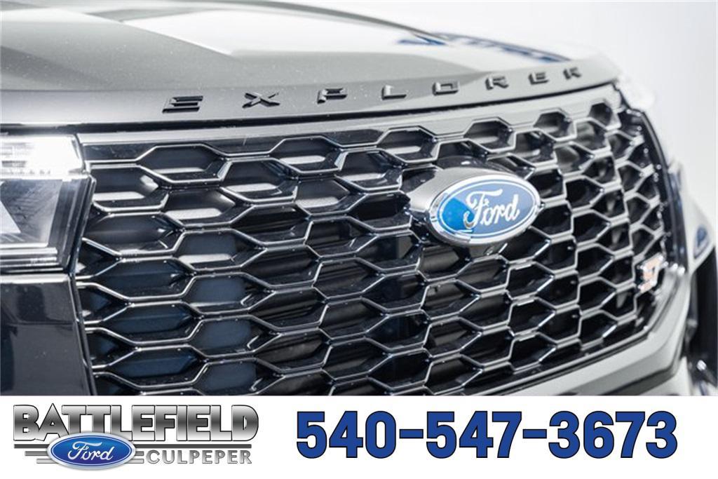 new 2025 Ford Explorer car, priced at $54,990