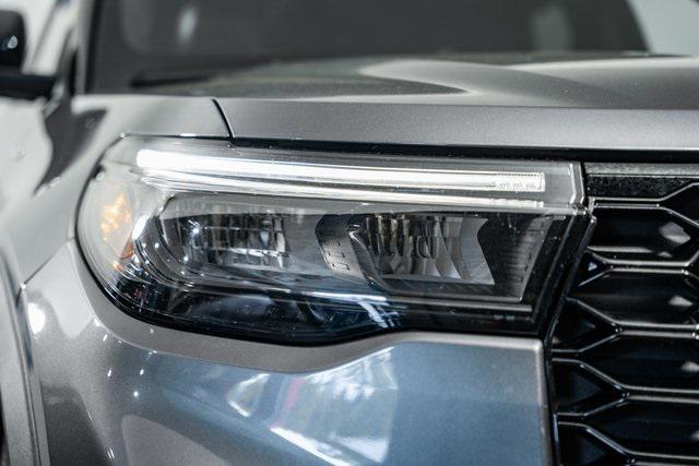 used 2025 Ford Explorer car, priced at $43,500