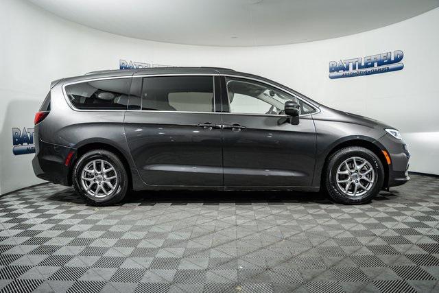 used 2021 Chrysler Pacifica car, priced at $12,000