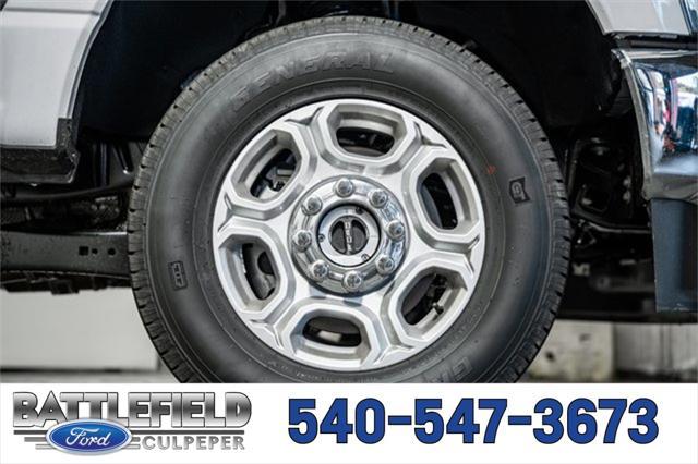 new 2025 Ford F-250 car, priced at $69,425