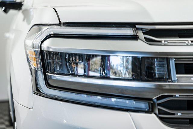 used 2024 Ford Expedition car, priced at $71,900