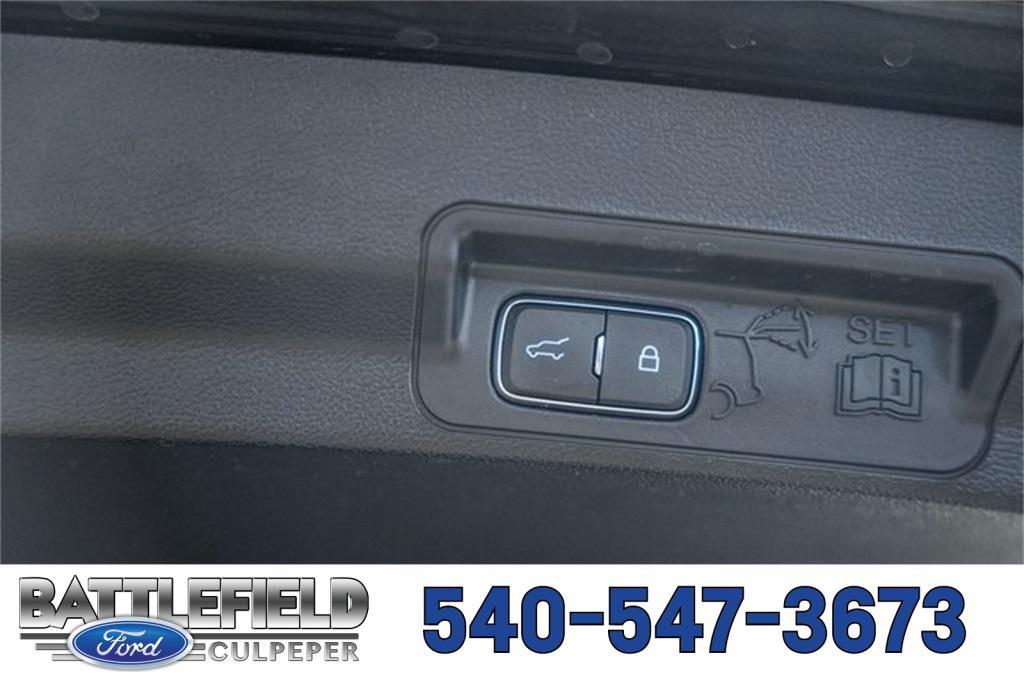 used 2024 Ford Explorer car, priced at $33,994