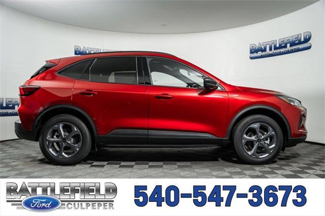 new 2025 Ford Escape car, priced at $30,500