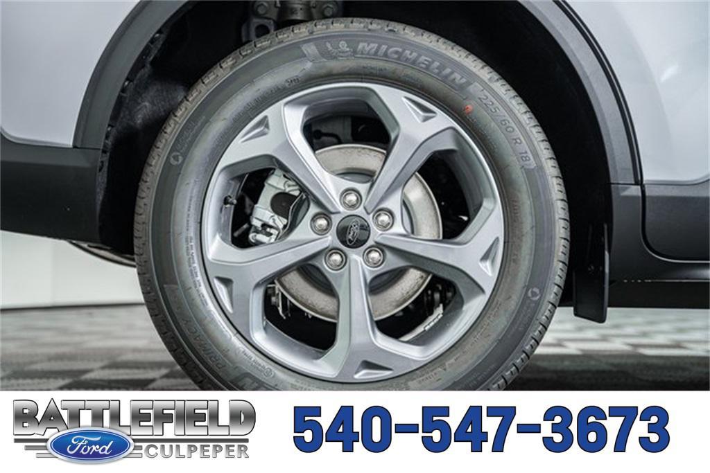 new 2025 Ford Escape car, priced at $25,990