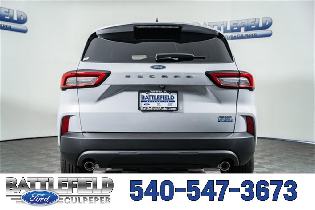 new 2025 Ford Escape car, priced at $25,990