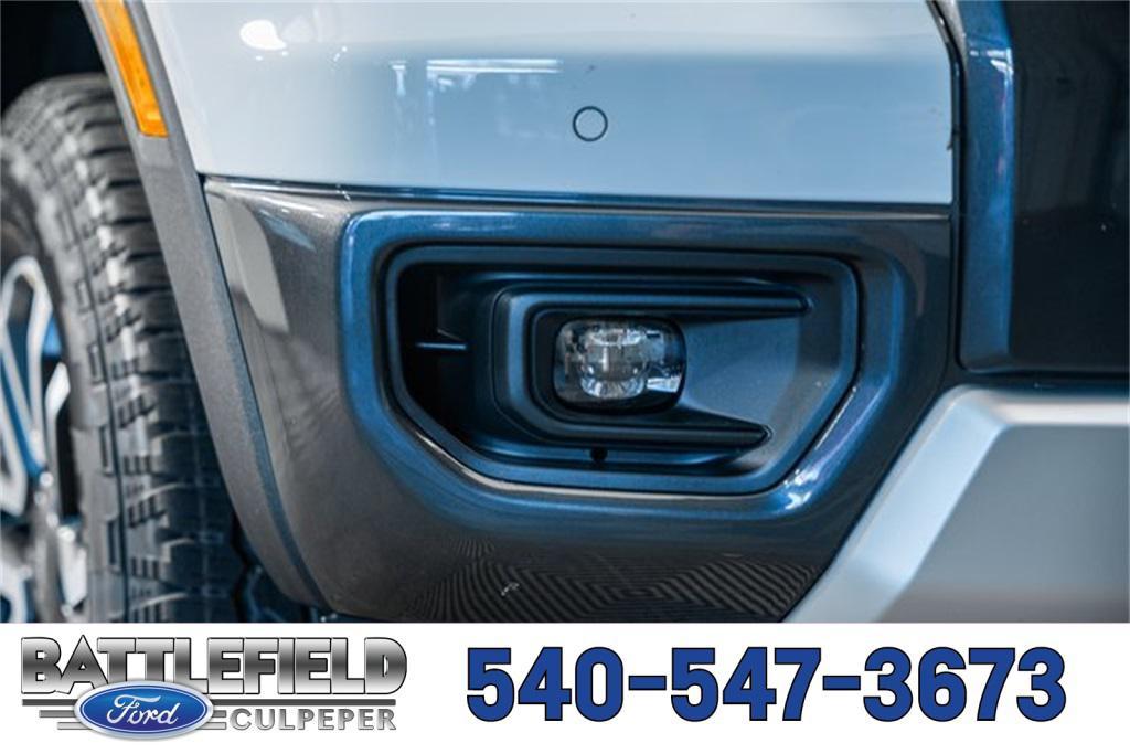 new 2025 Ford Ranger car, priced at $43,900