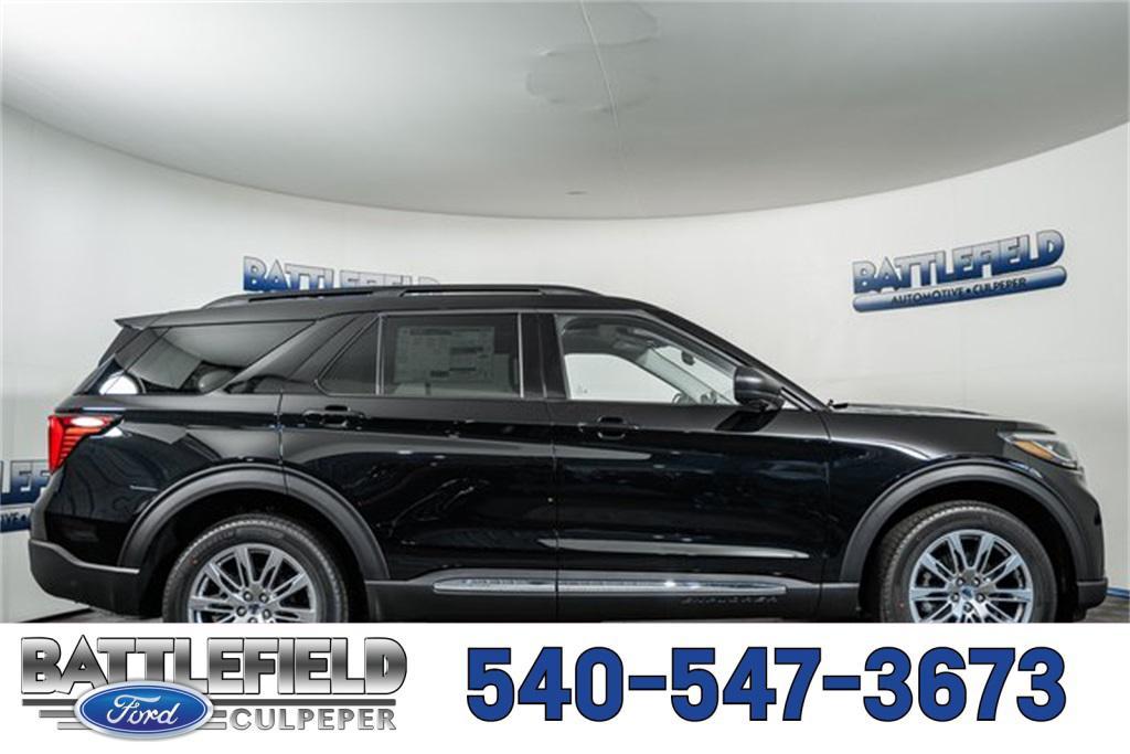 new 2025 Ford Explorer car, priced at $43,990