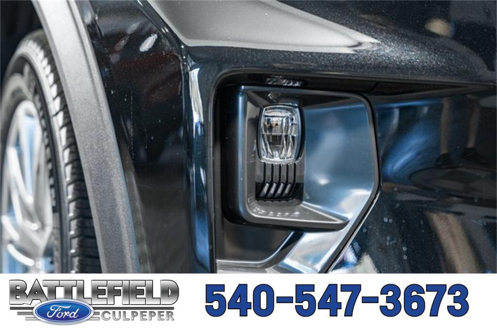 new 2025 Ford Explorer car, priced at $43,990