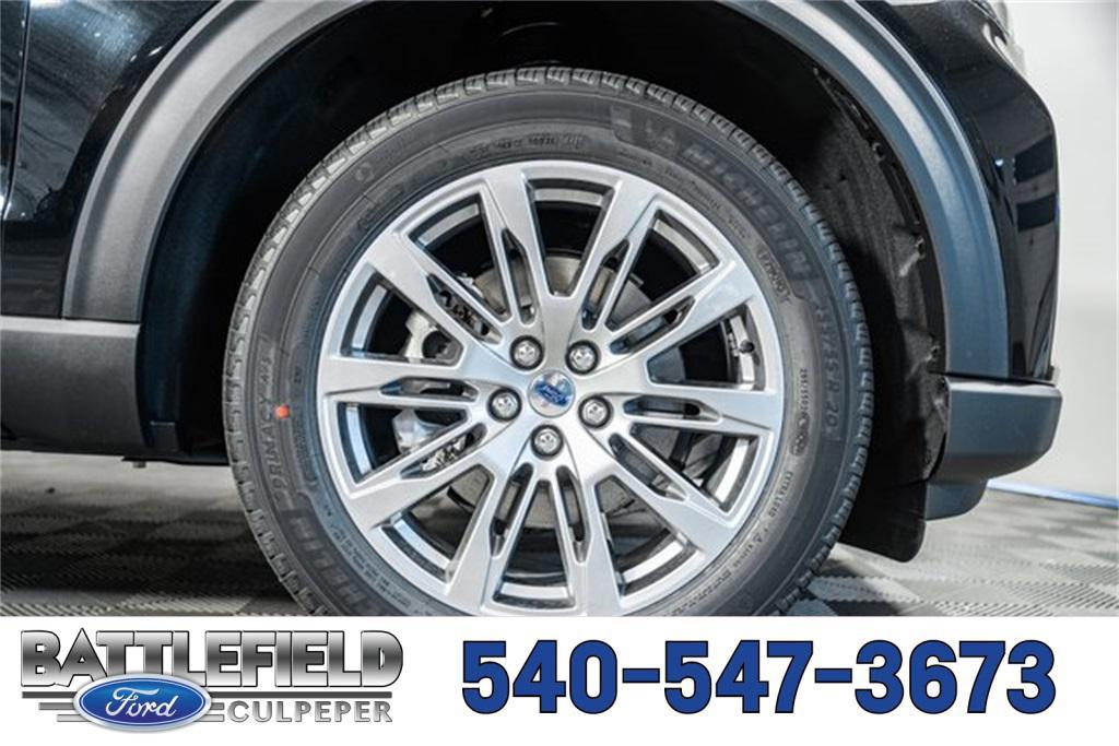 new 2025 Ford Explorer car, priced at $43,990